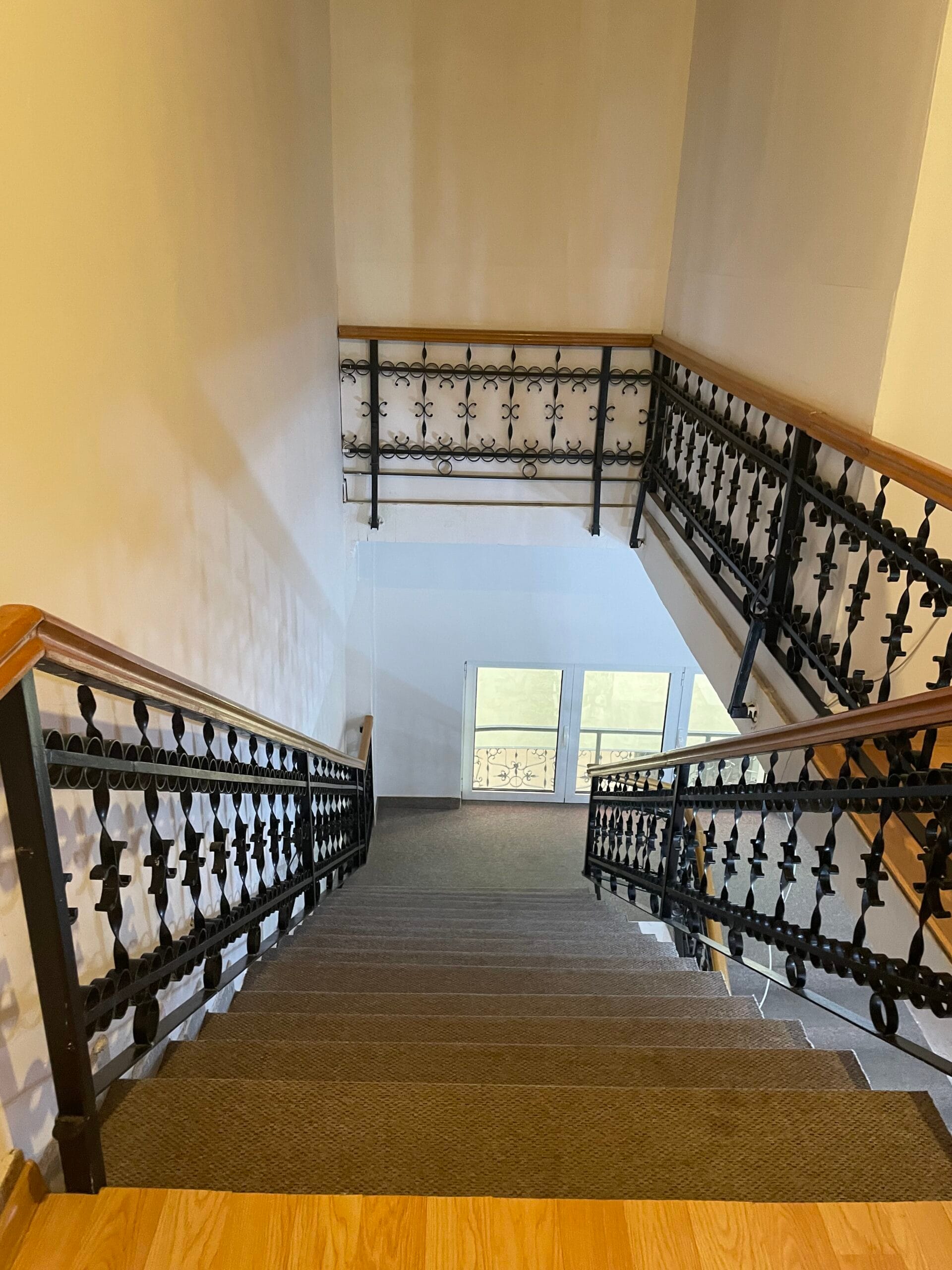 Oferta! 9 euro/ mp ( inclusiv mentenanta si tva) 400 mp, duplex, zona