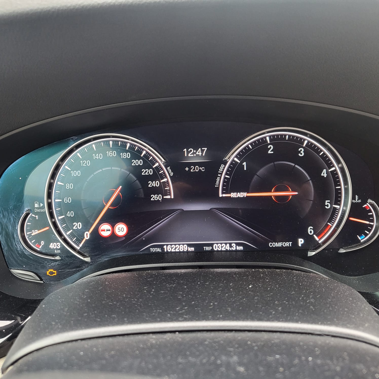 Buna vand urgent masina personala