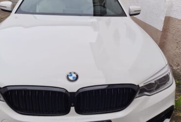 Buna vand urgent masina personala