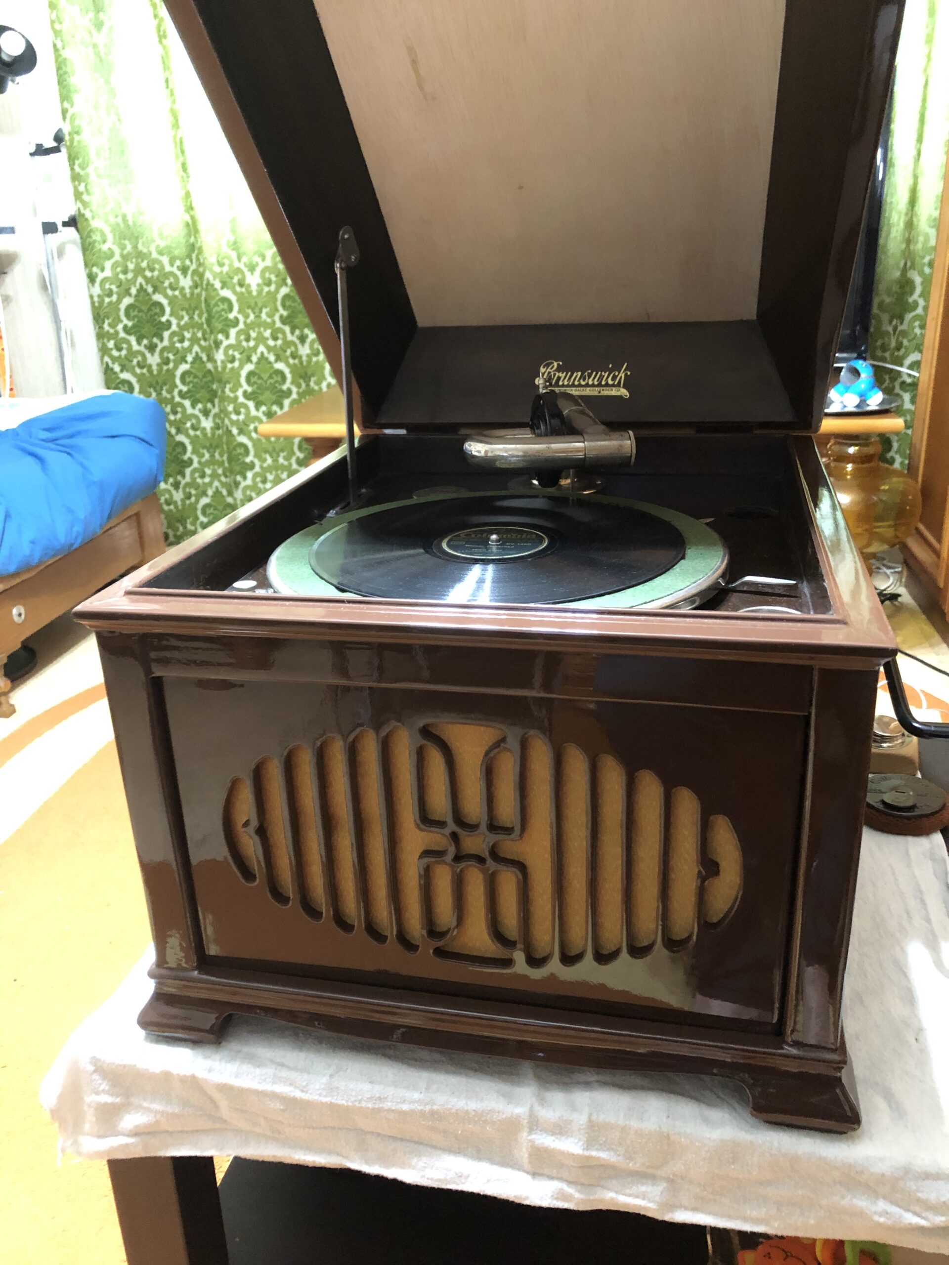 Reparatii patefoane,gramofoane