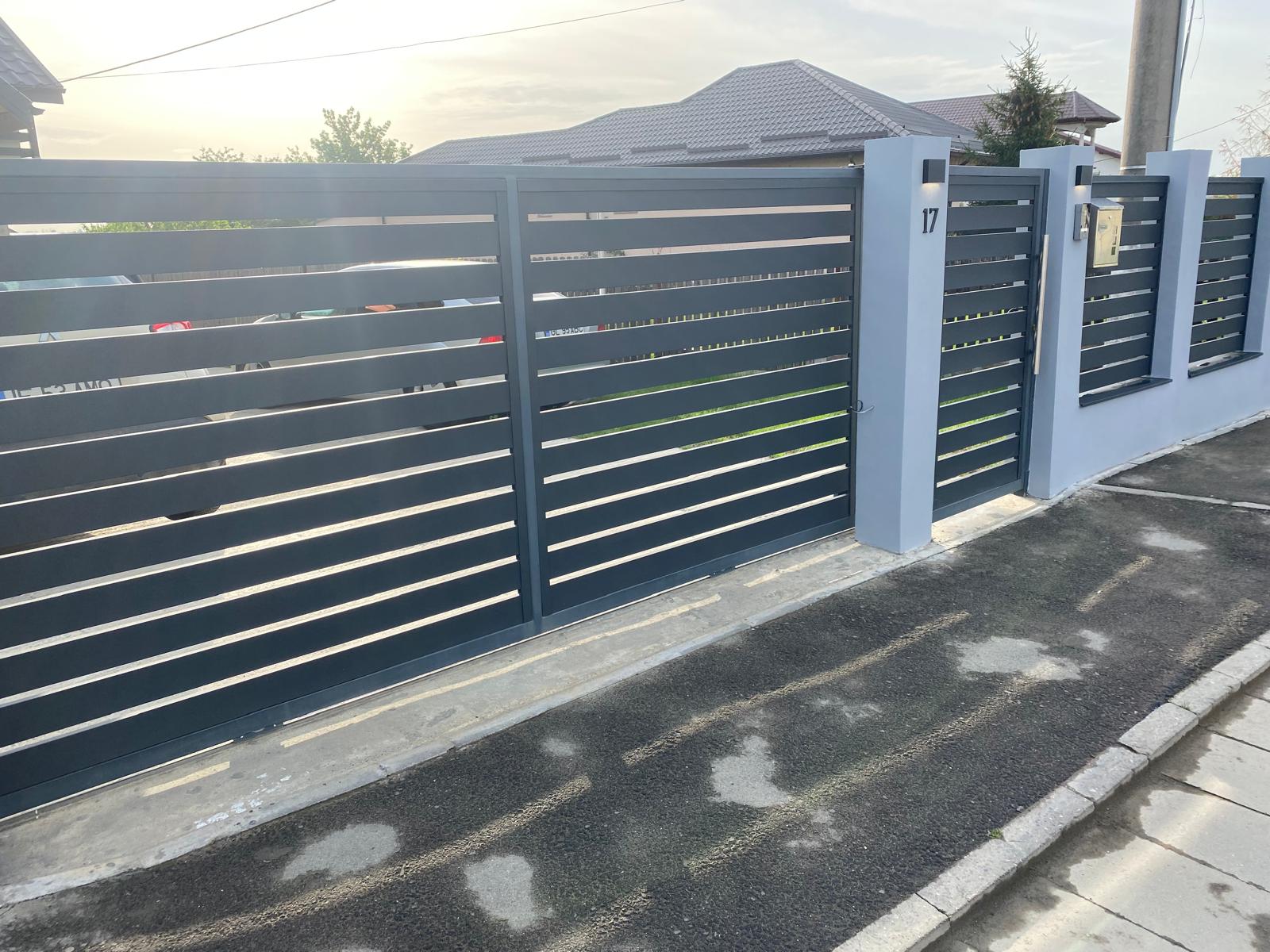 Panouri de gard elegante cu lamele orizontale